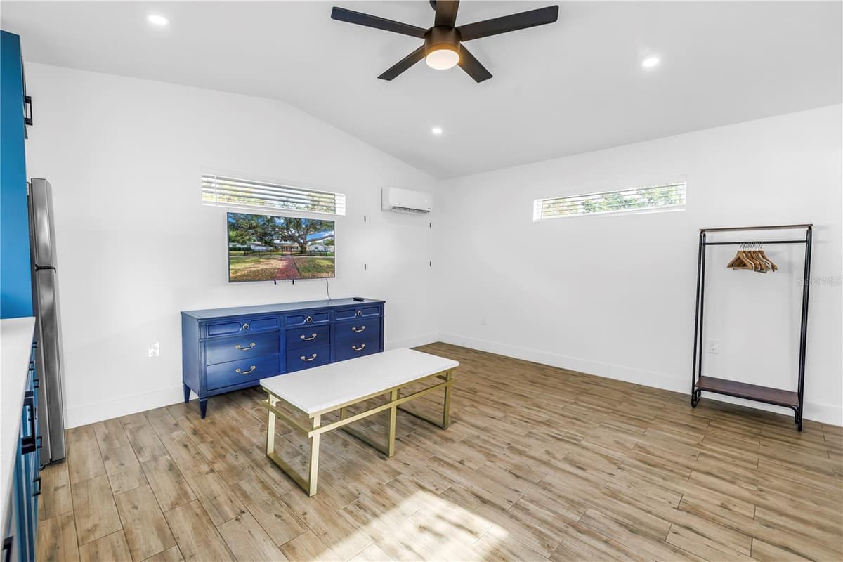 712 43RD AVENUE — photo 33 of 51