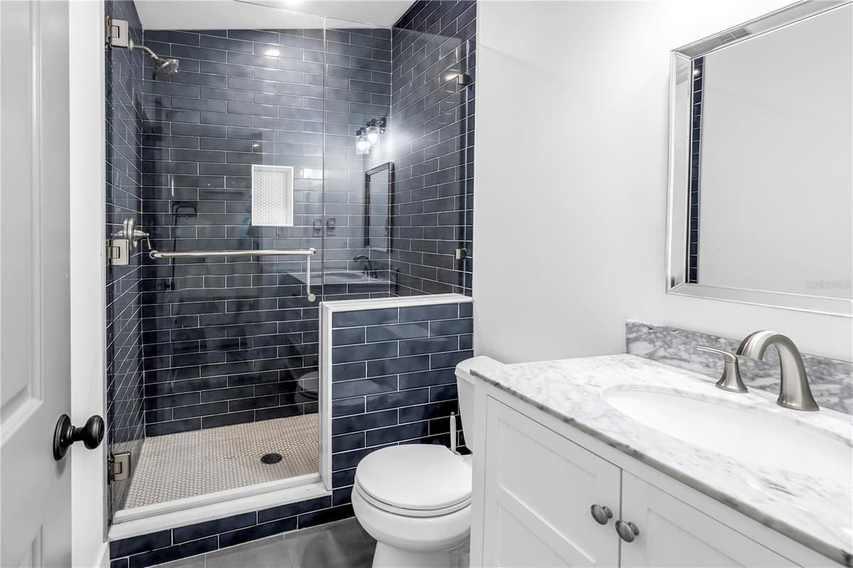 712 43RD AVENUE — photo 38 of 51