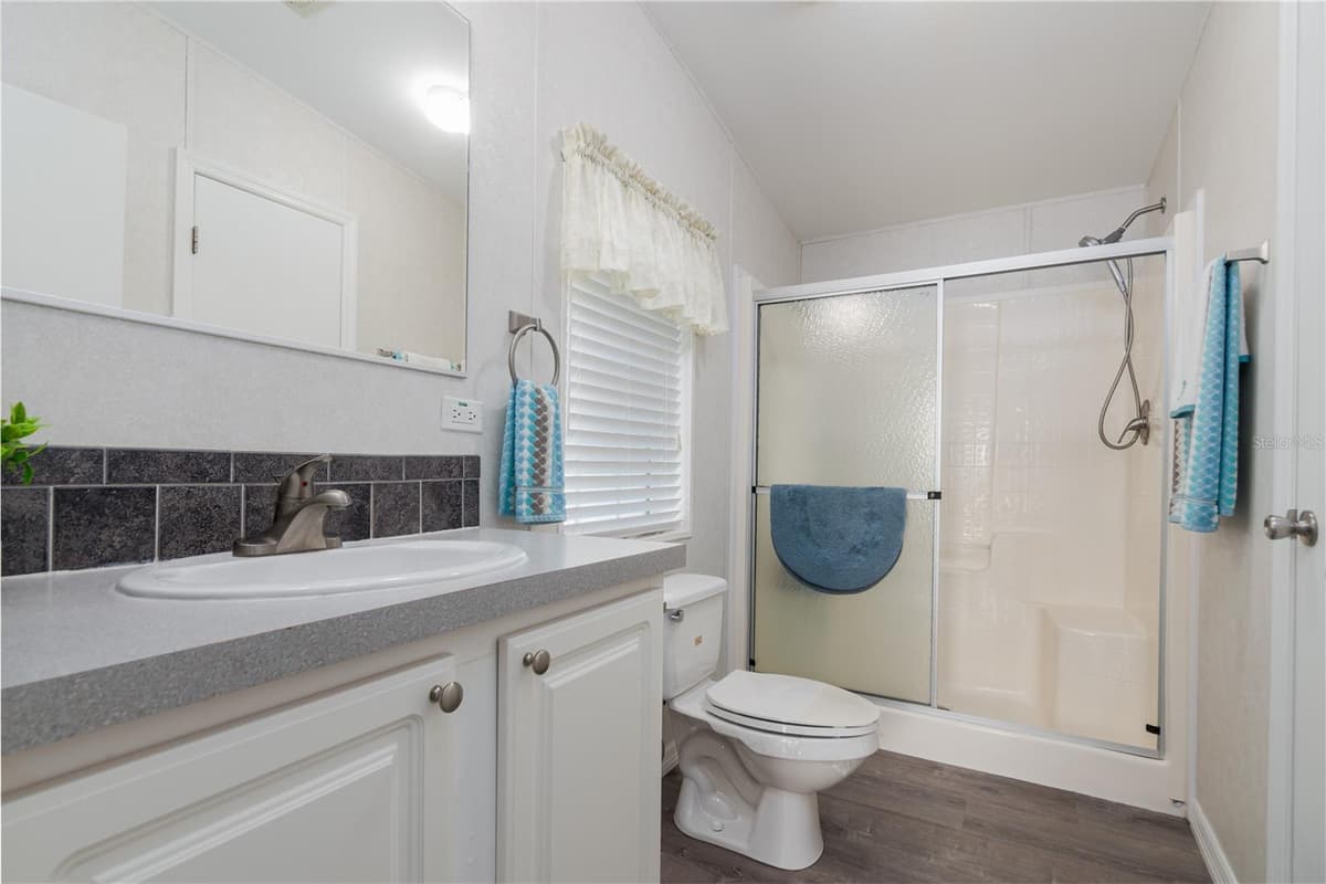 3309 BERNADETTE DRIVE — photo 13 of 18