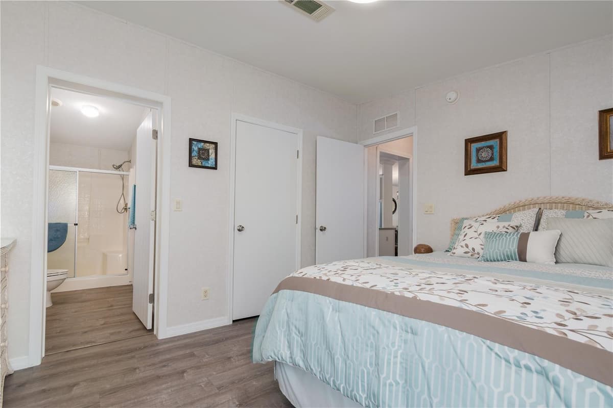 3309 BERNADETTE DRIVE — photo 12 of 18