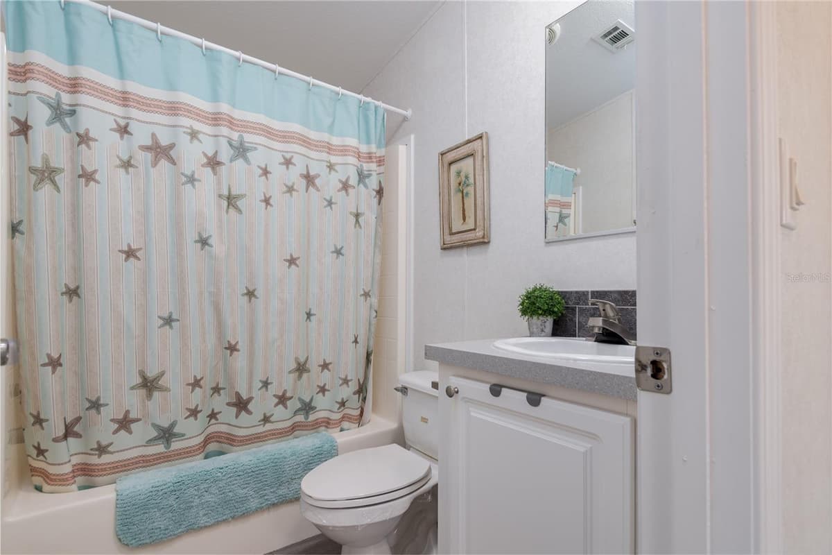 3309 BERNADETTE DRIVE — photo 15 of 18