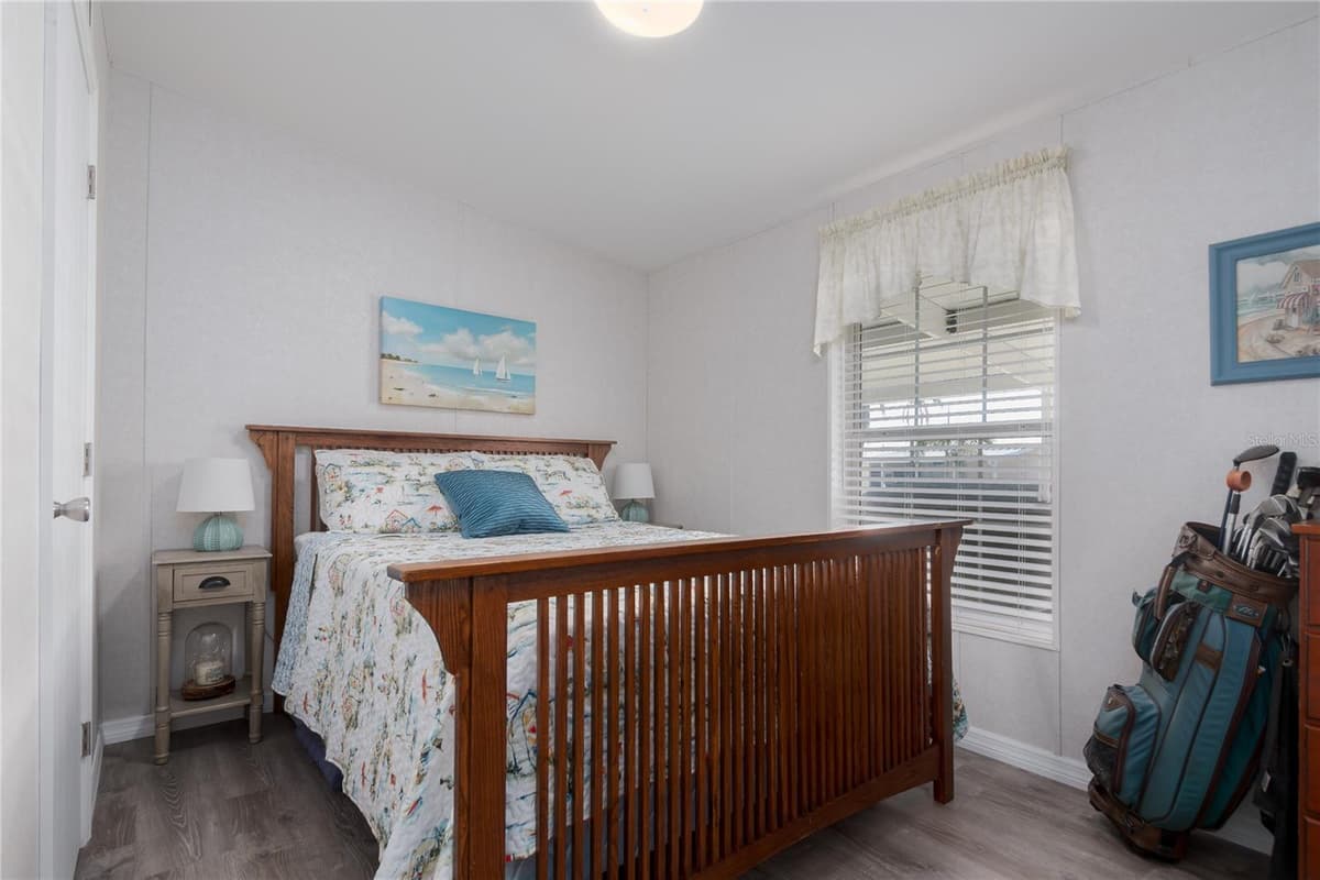 3309 BERNADETTE DRIVE — photo 14 of 18