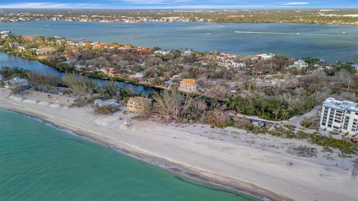 8555 HERON LAGOON CIRCLE — photo 20 of 28