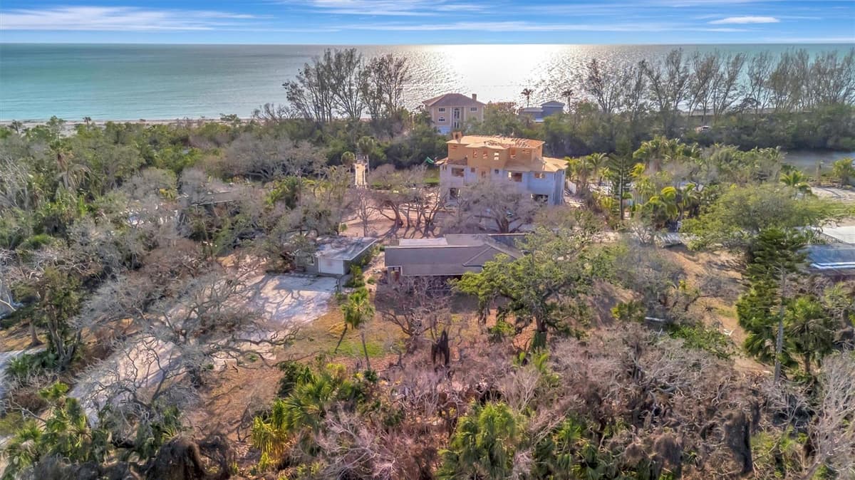 8555 HERON LAGOON CIRCLE — photo 13 of 28