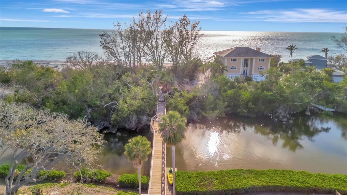 8555 HERON LAGOON CIRCLE — photo 6 of 28