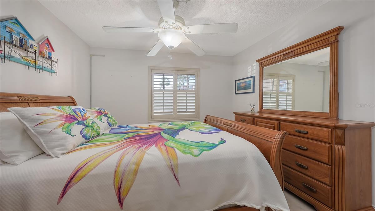 3845 LAKE BAYSHORE DRIVE — photo 9 of 37