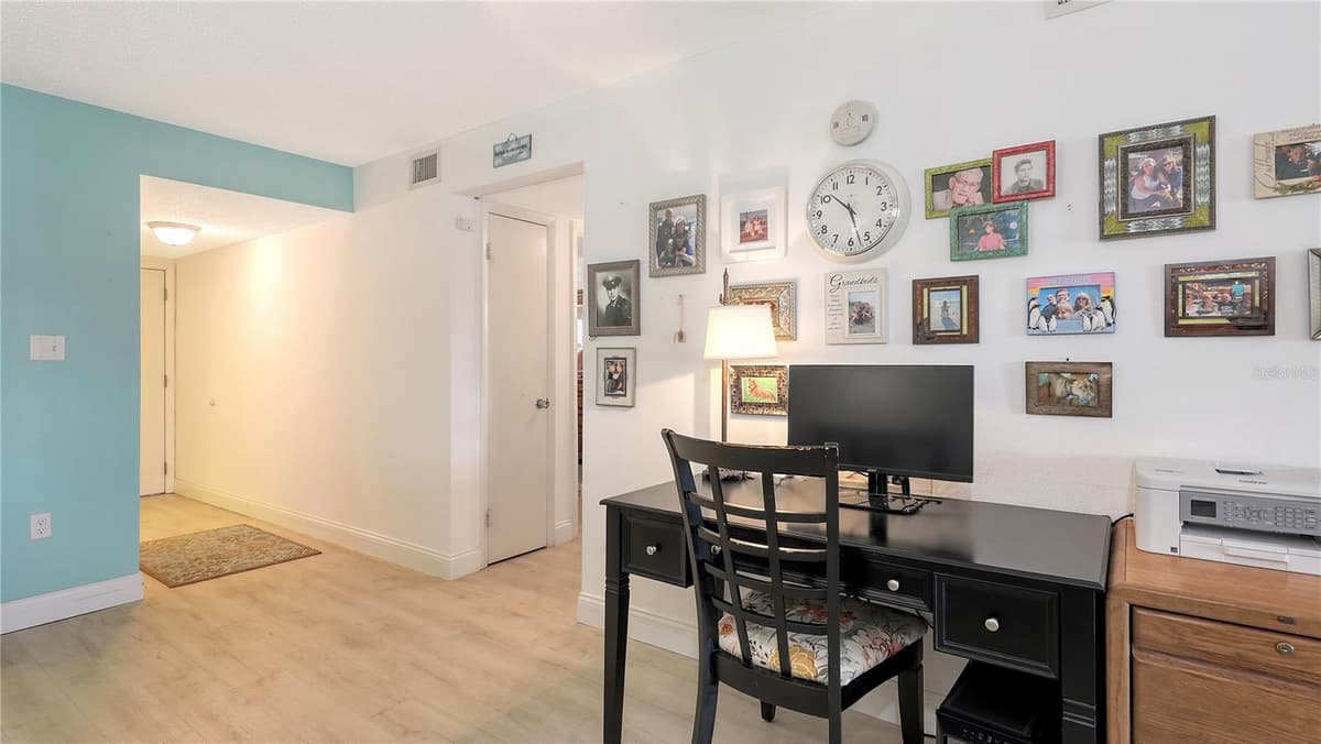 3845 LAKE BAYSHORE DRIVE — photo 13 of 37