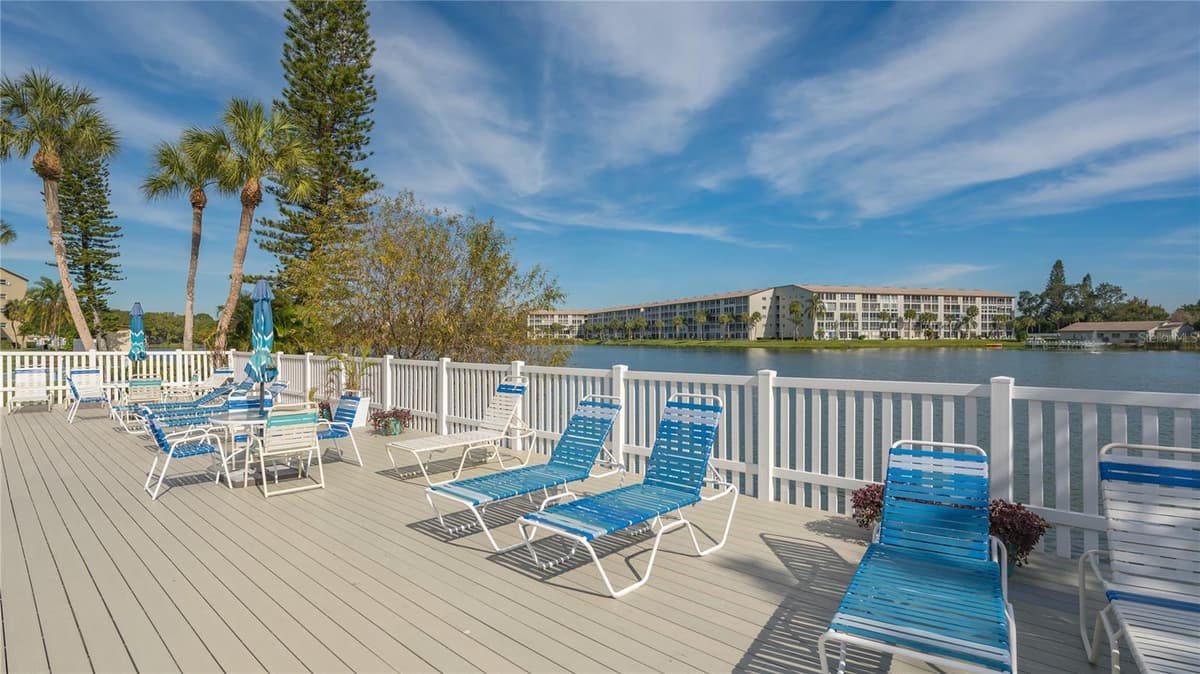 3845 LAKE BAYSHORE DRIVE — photo 30 of 37