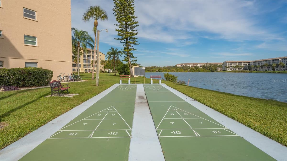 3845 LAKE BAYSHORE DRIVE — photo 32 of 37