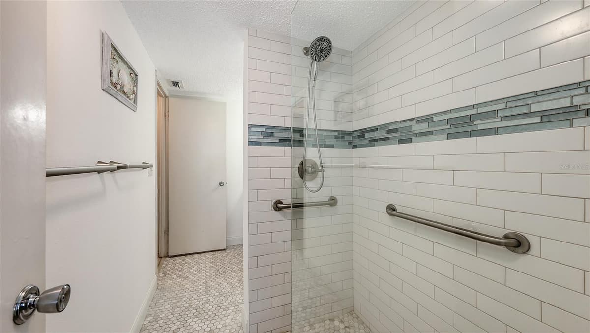 3845 LAKE BAYSHORE DRIVE — photo 21 of 37