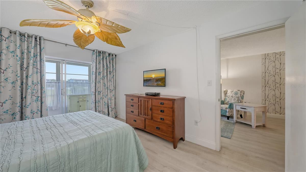 3845 LAKE BAYSHORE DRIVE — photo 19 of 37