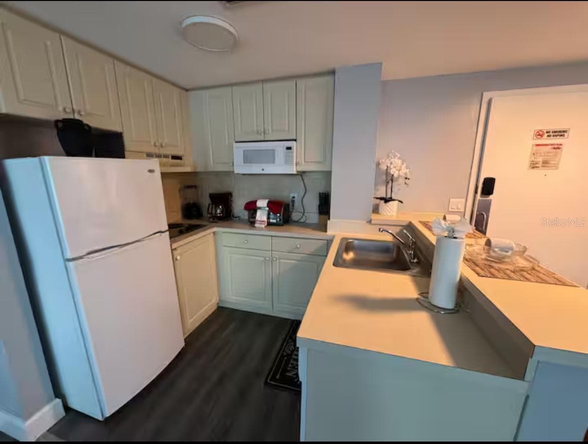 6165 CARRIER DRIVE — photo 13 of 17