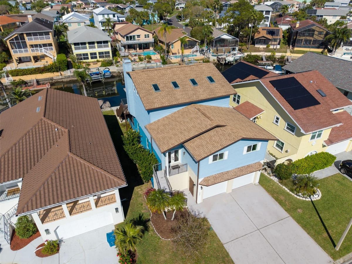 6241 BAYSIDE DRIVE — photo 66 of 78