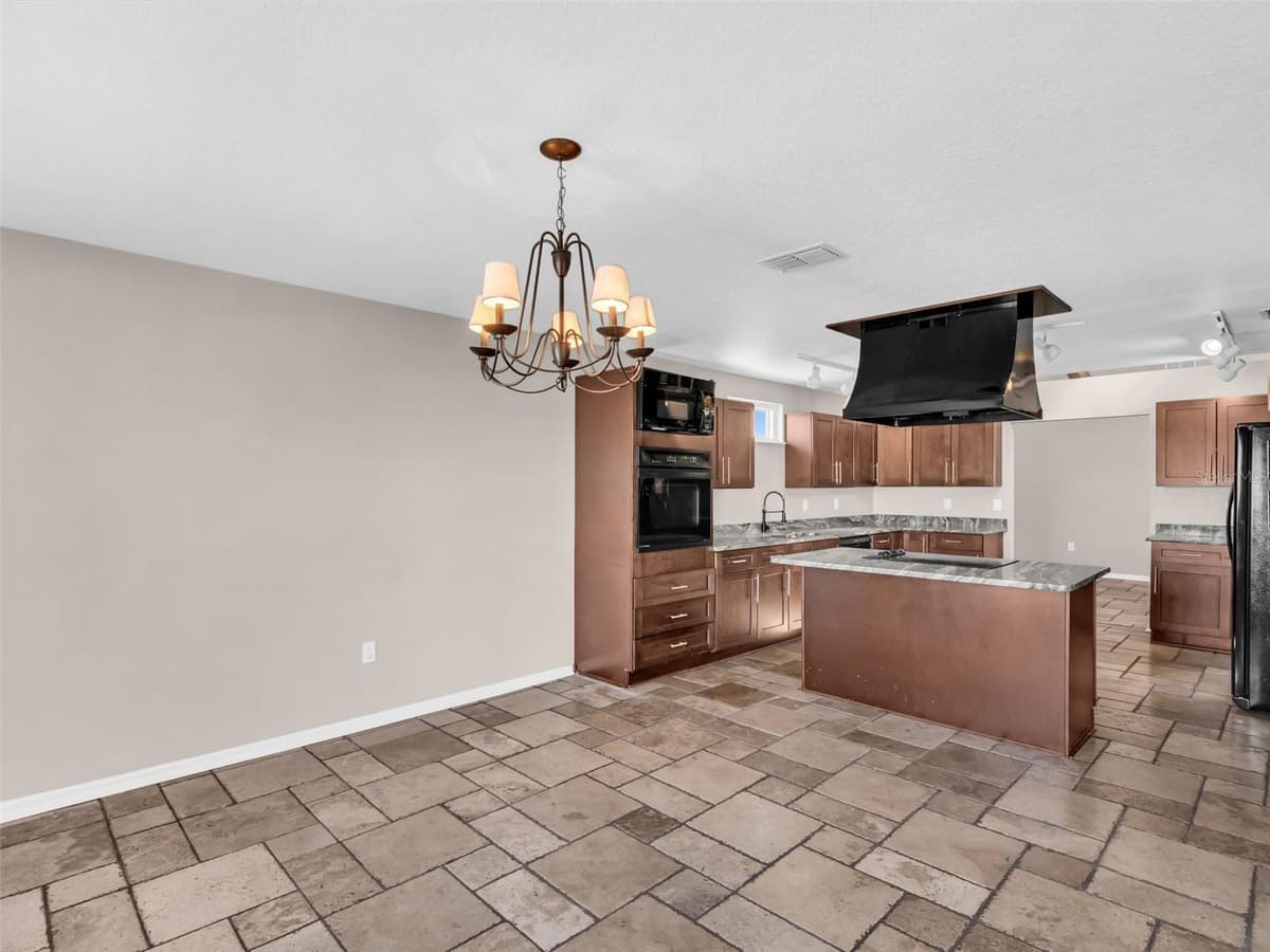 6241 BAYSIDE DRIVE — photo 12 of 78