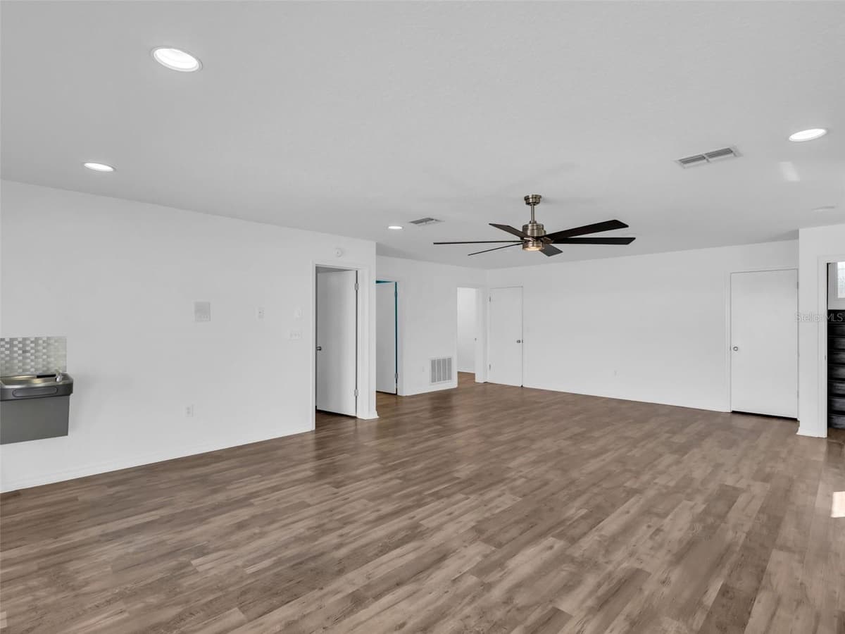 6241 BAYSIDE DRIVE — photo 42 of 78