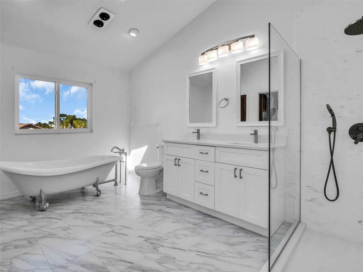 6241 BAYSIDE DRIVE — photo 27 of 78