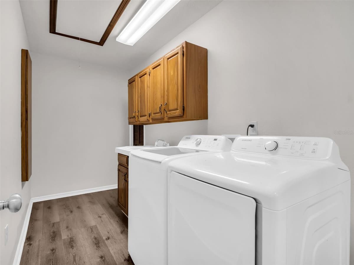 6241 BAYSIDE DRIVE — photo 34 of 78