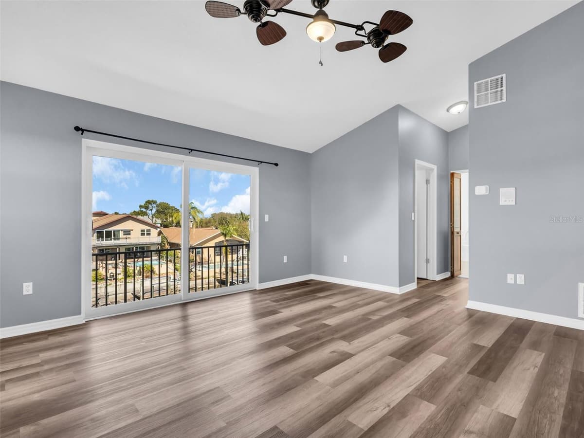 6241 BAYSIDE DRIVE — photo 26 of 78