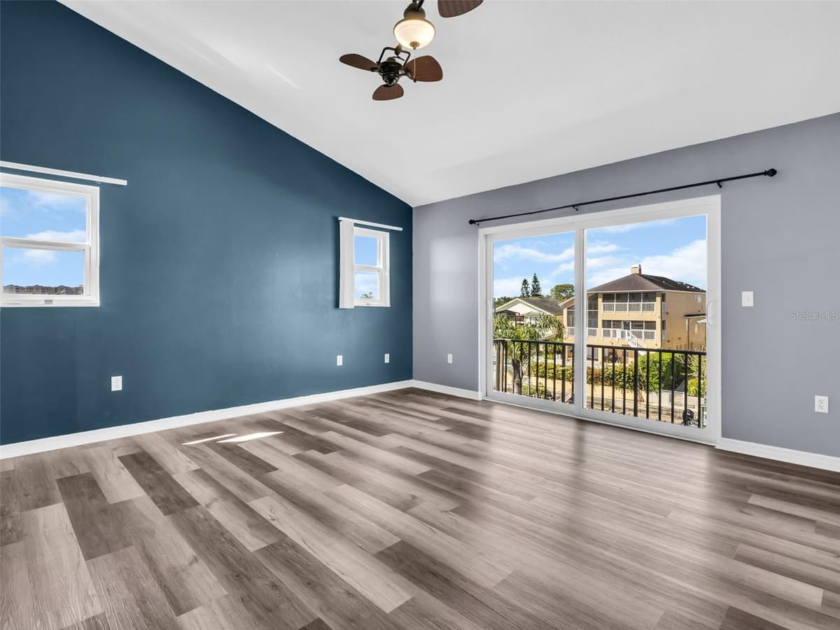 6241 BAYSIDE DRIVE — photo 23 of 78