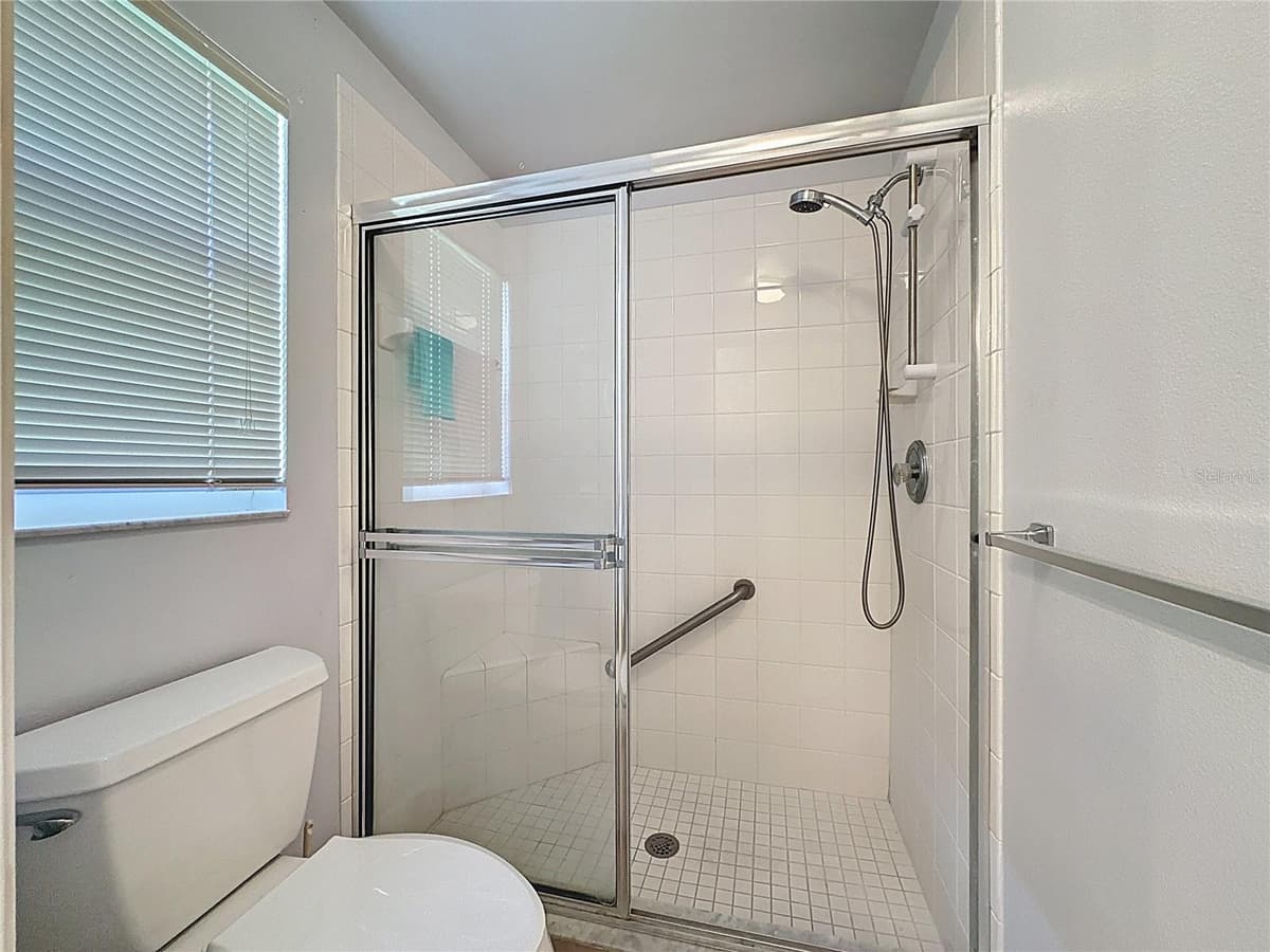 3684 EVERSHOLT STREET — photo 22 of 65