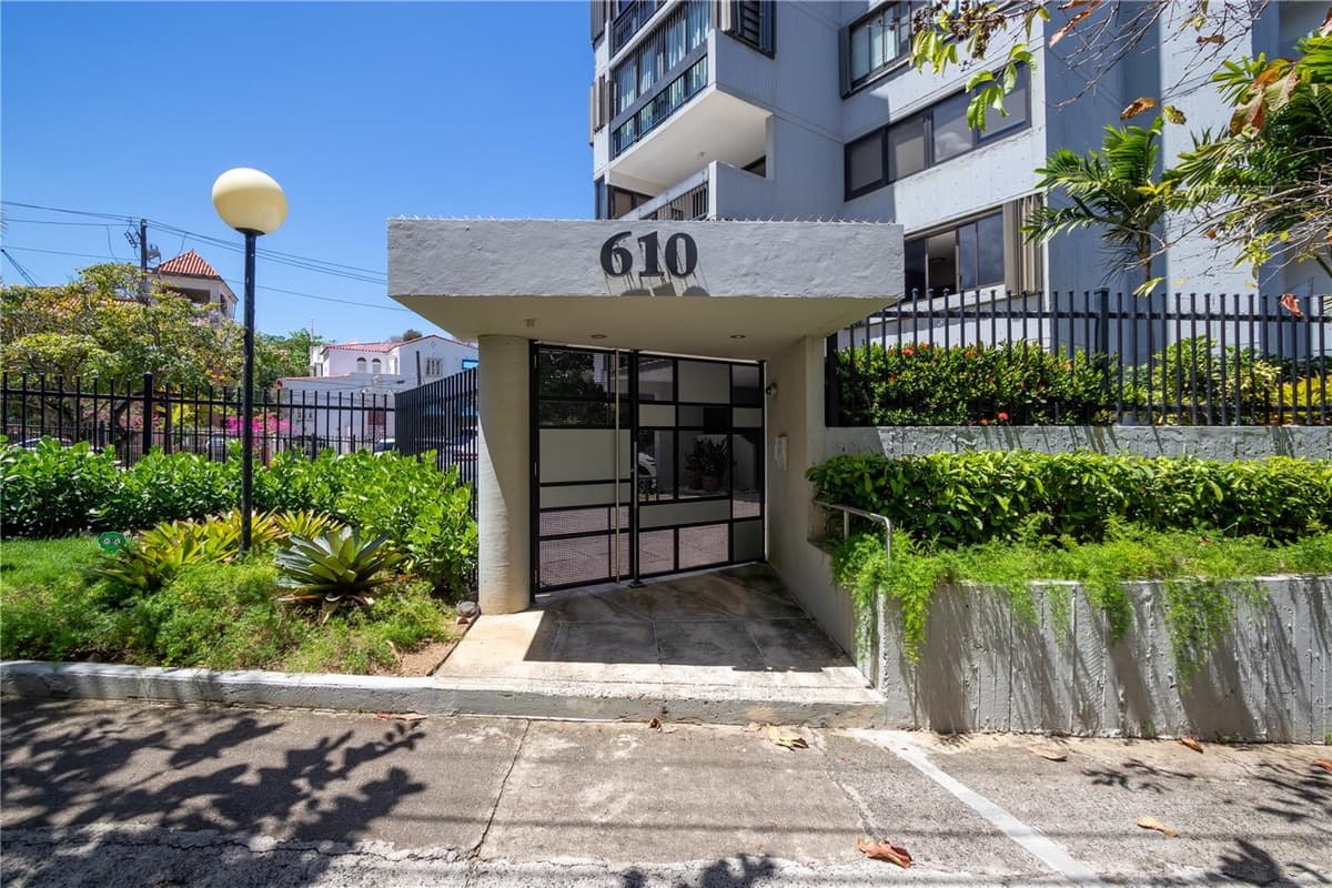 610 AVE. MIRAMAR — photo 4 of 16