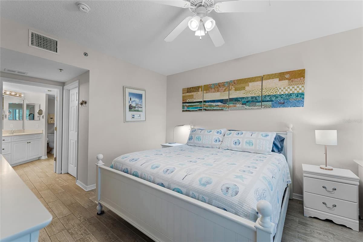 5300 ATLANTIC AVENUE — photo 25 of 61