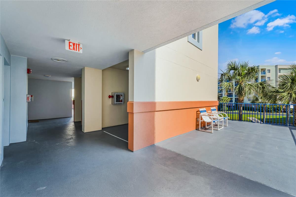 5300 ATLANTIC AVENUE — photo 45 of 61