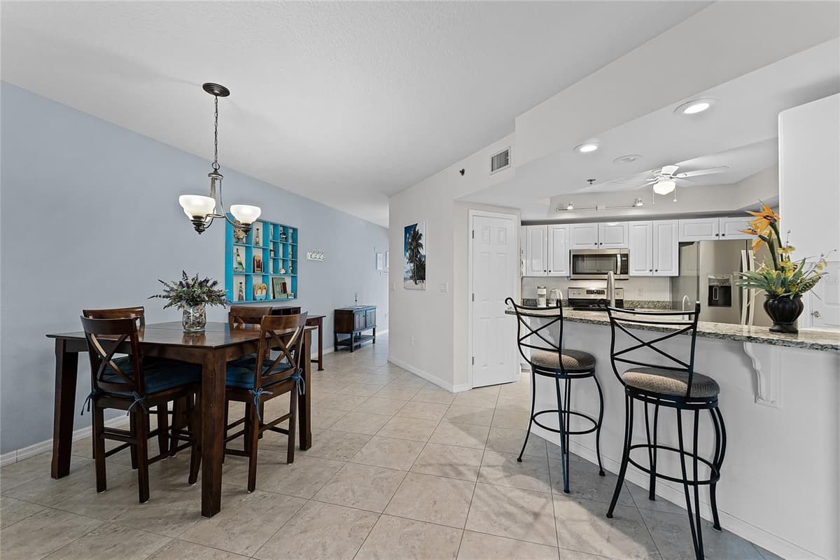 5300 ATLANTIC AVENUE — photo 9 of 61