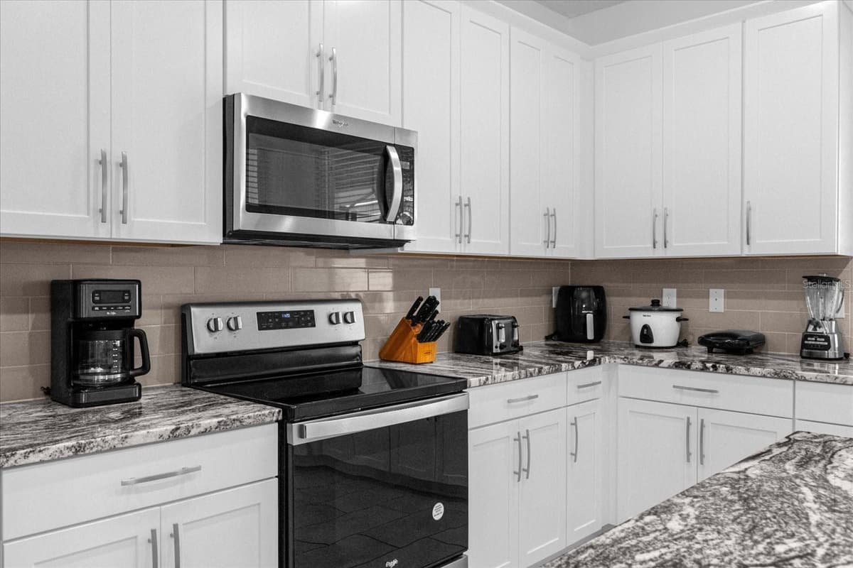 1644 TROPICAL PALMS CIRCLE — photo 6 of 46