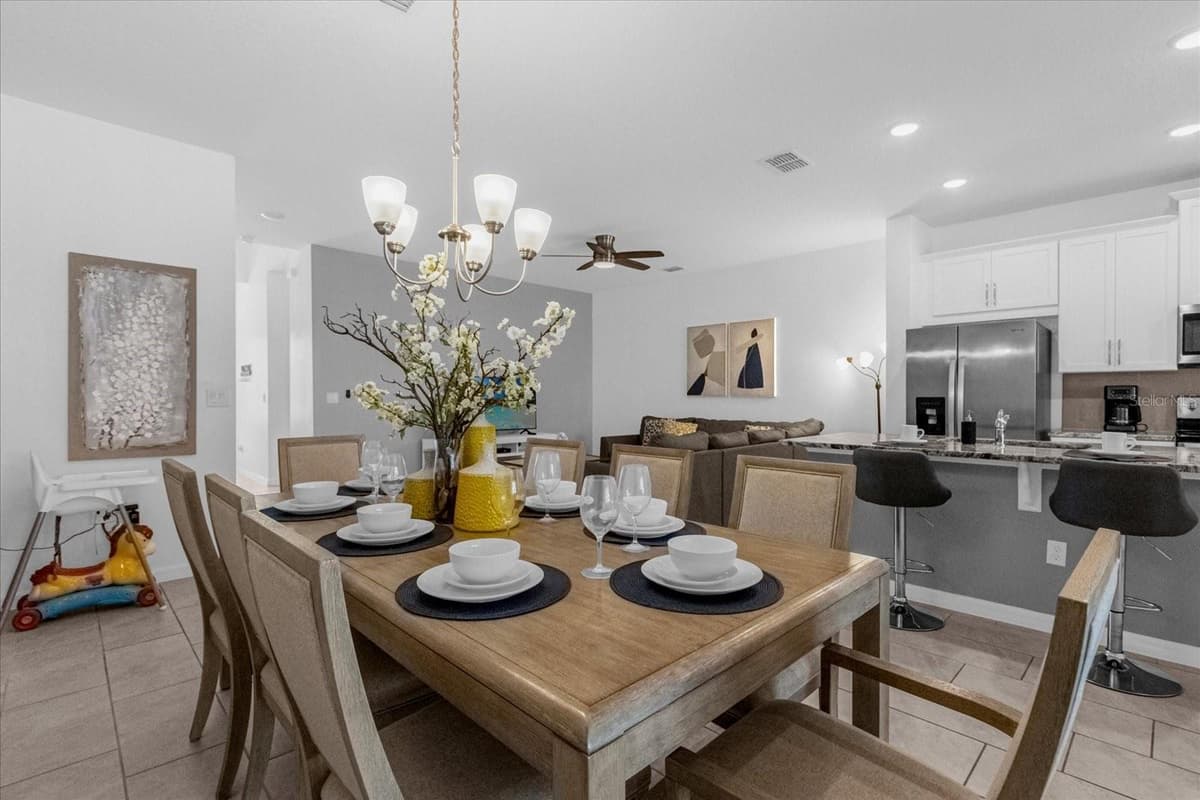 1644 TROPICAL PALMS CIRCLE — photo 10 of 46