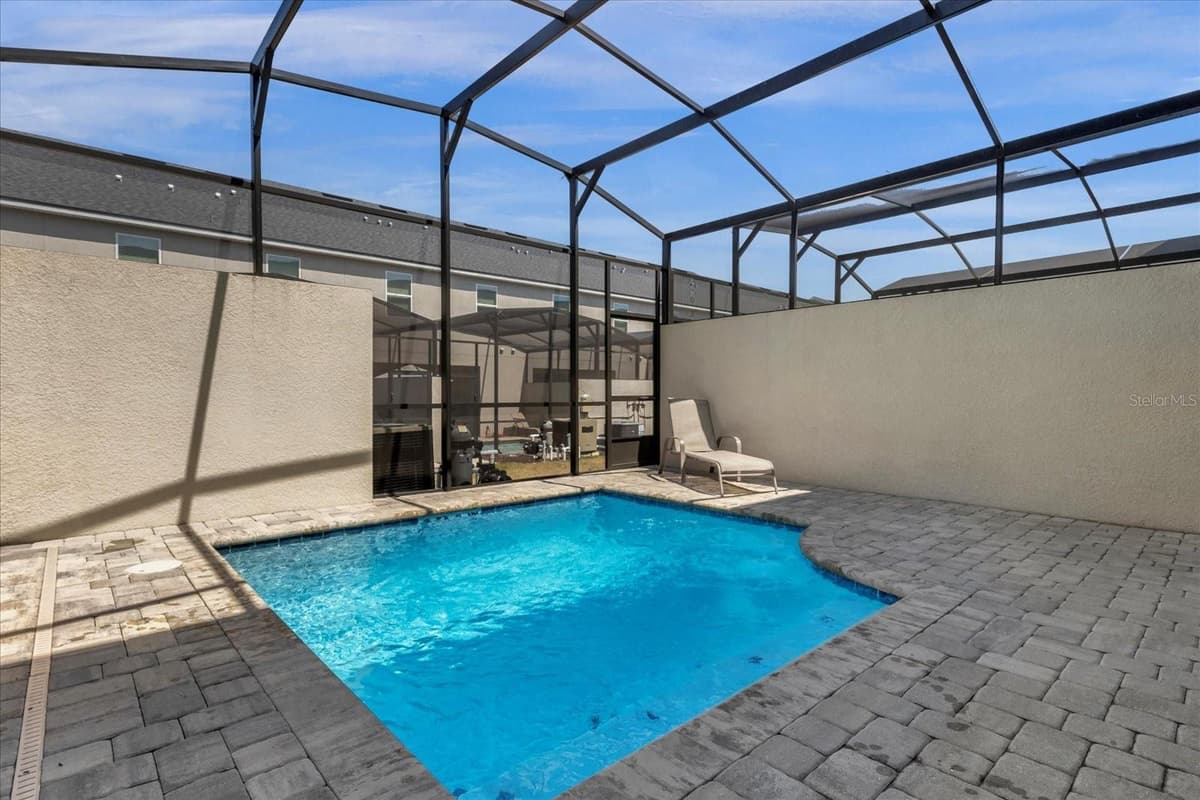 1644 TROPICAL PALMS CIRCLE — photo 38 of 46