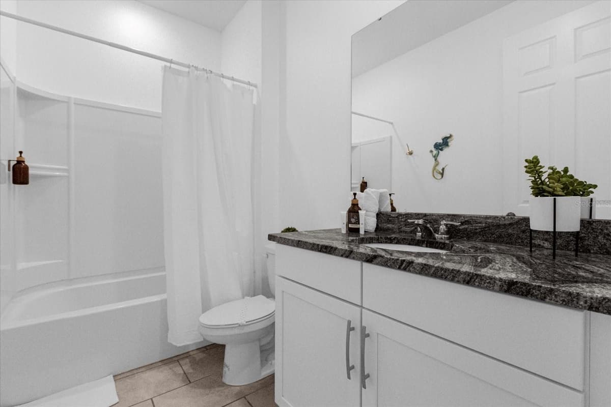 1644 TROPICAL PALMS CIRCLE — photo 16 of 46