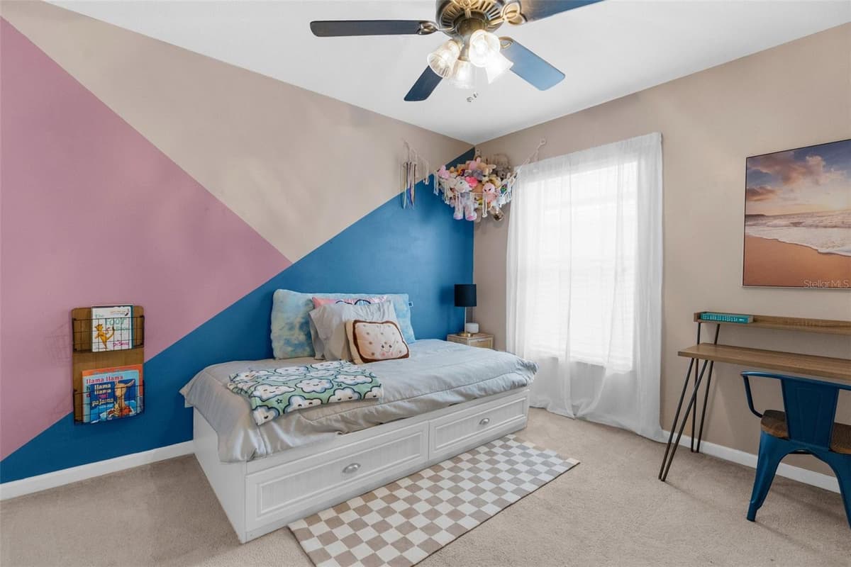 14581 WAKE ROBIN DRIVE — photo 24 of 46