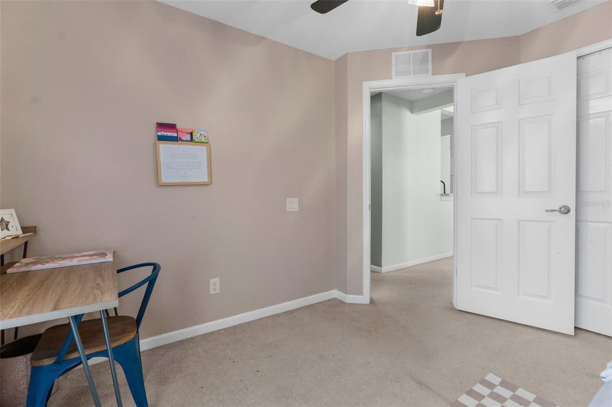 14581 WAKE ROBIN DRIVE — photo 25 of 46