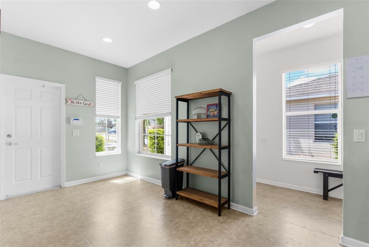 14581 WAKE ROBIN DRIVE — photo 22 of 46