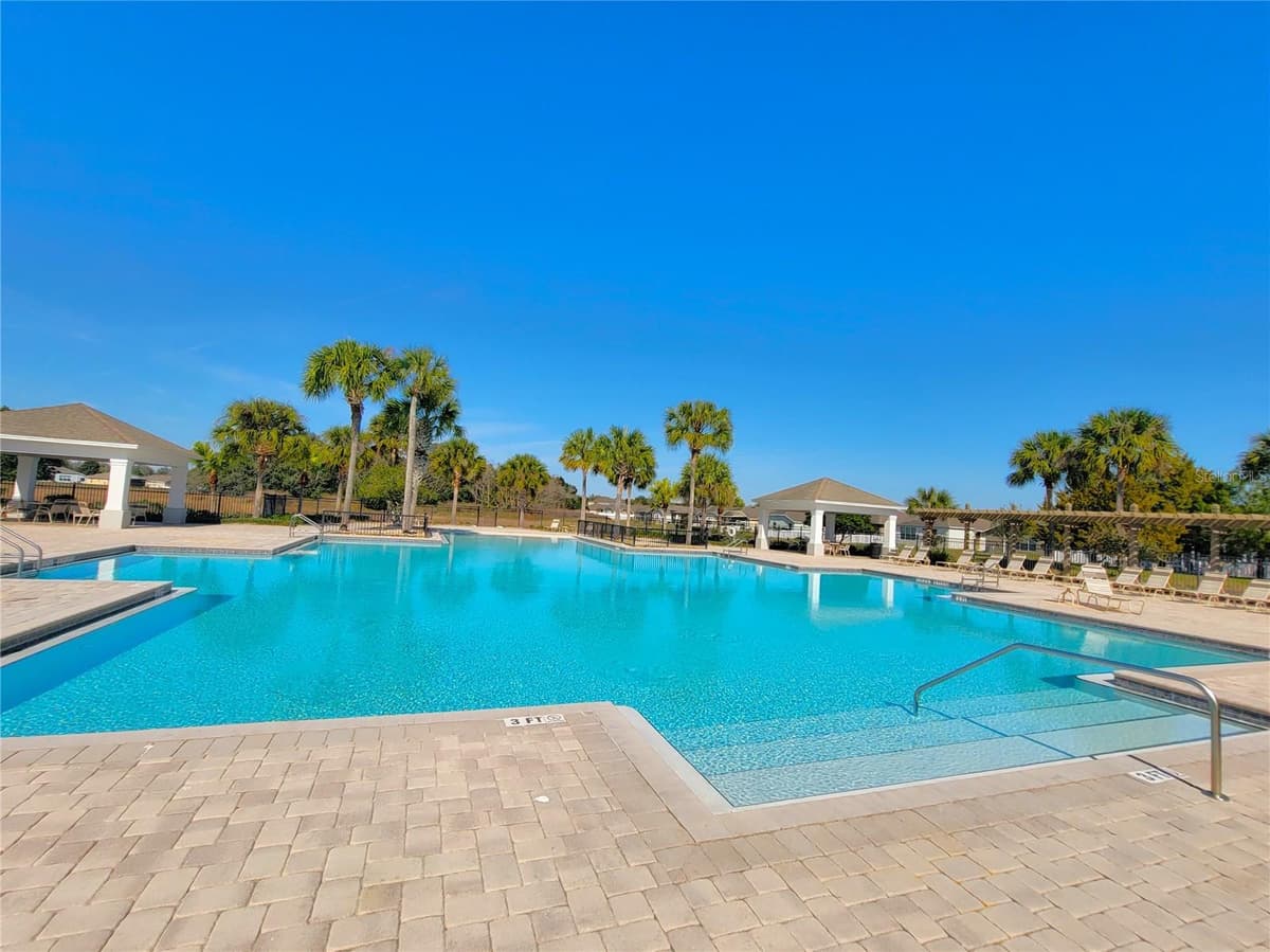 14581 WAKE ROBIN DRIVE — photo 41 of 46
