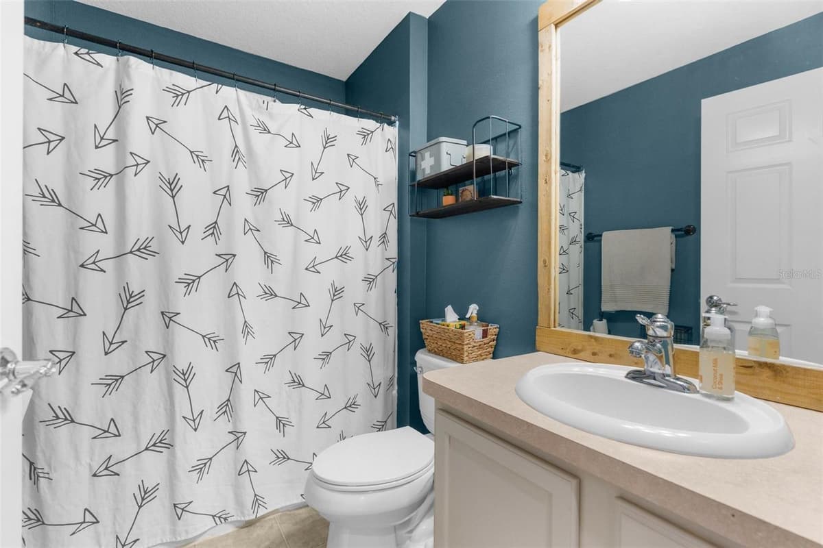 14581 WAKE ROBIN DRIVE — photo 26 of 46