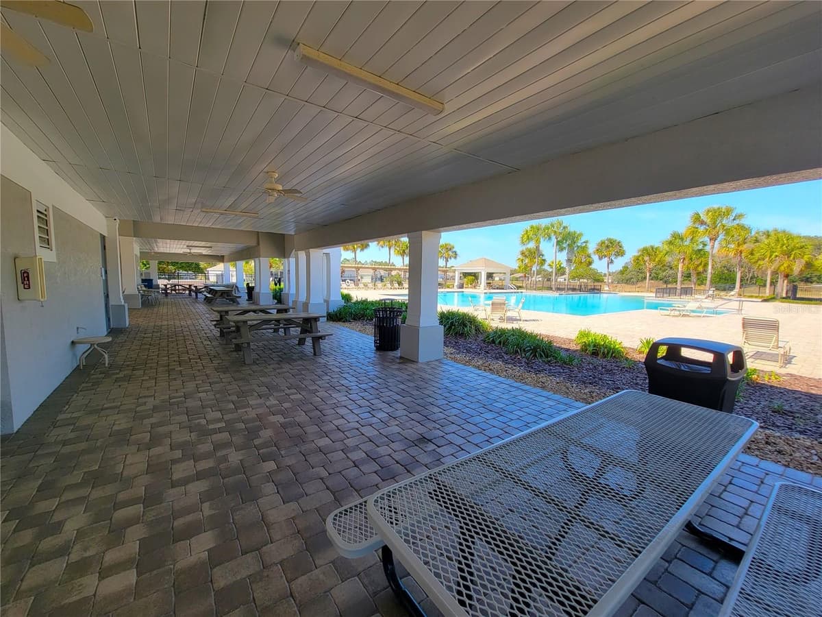 14581 WAKE ROBIN DRIVE — photo 44 of 46