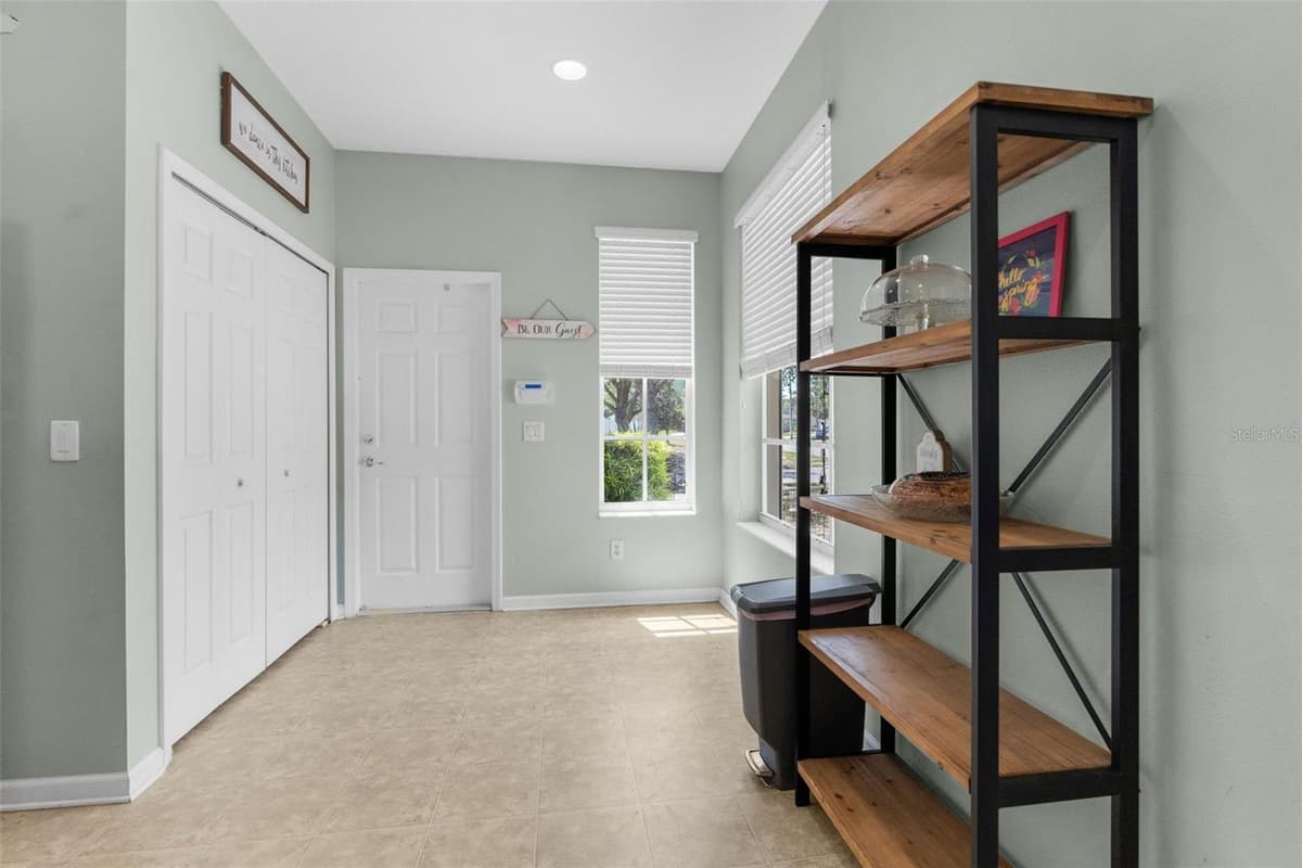 14581 WAKE ROBIN DRIVE — photo 20 of 46