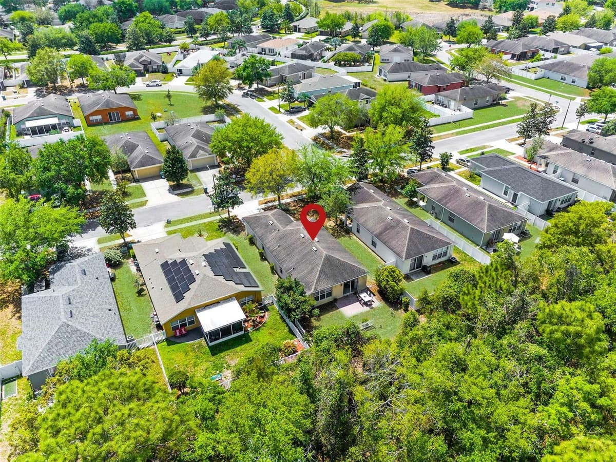 14581 WAKE ROBIN DRIVE — photo 30 of 46