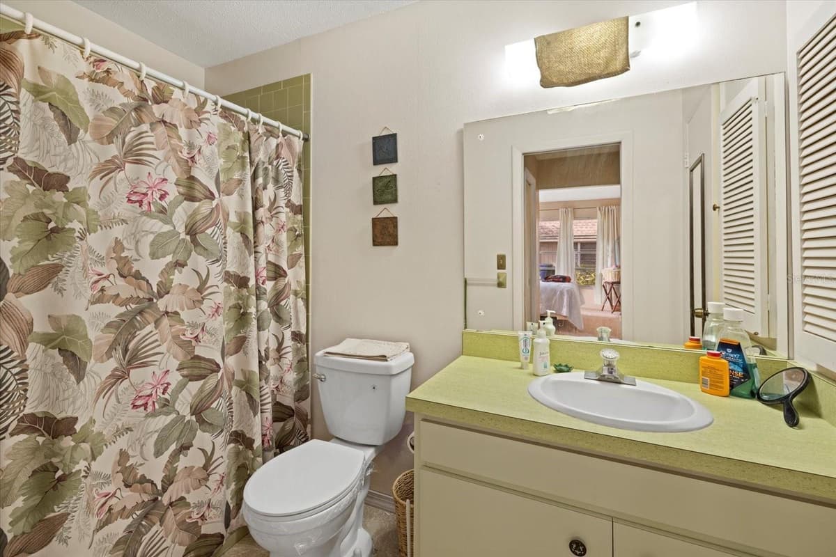 1343 GLENDALE CIRCLE — photo 12 of 20