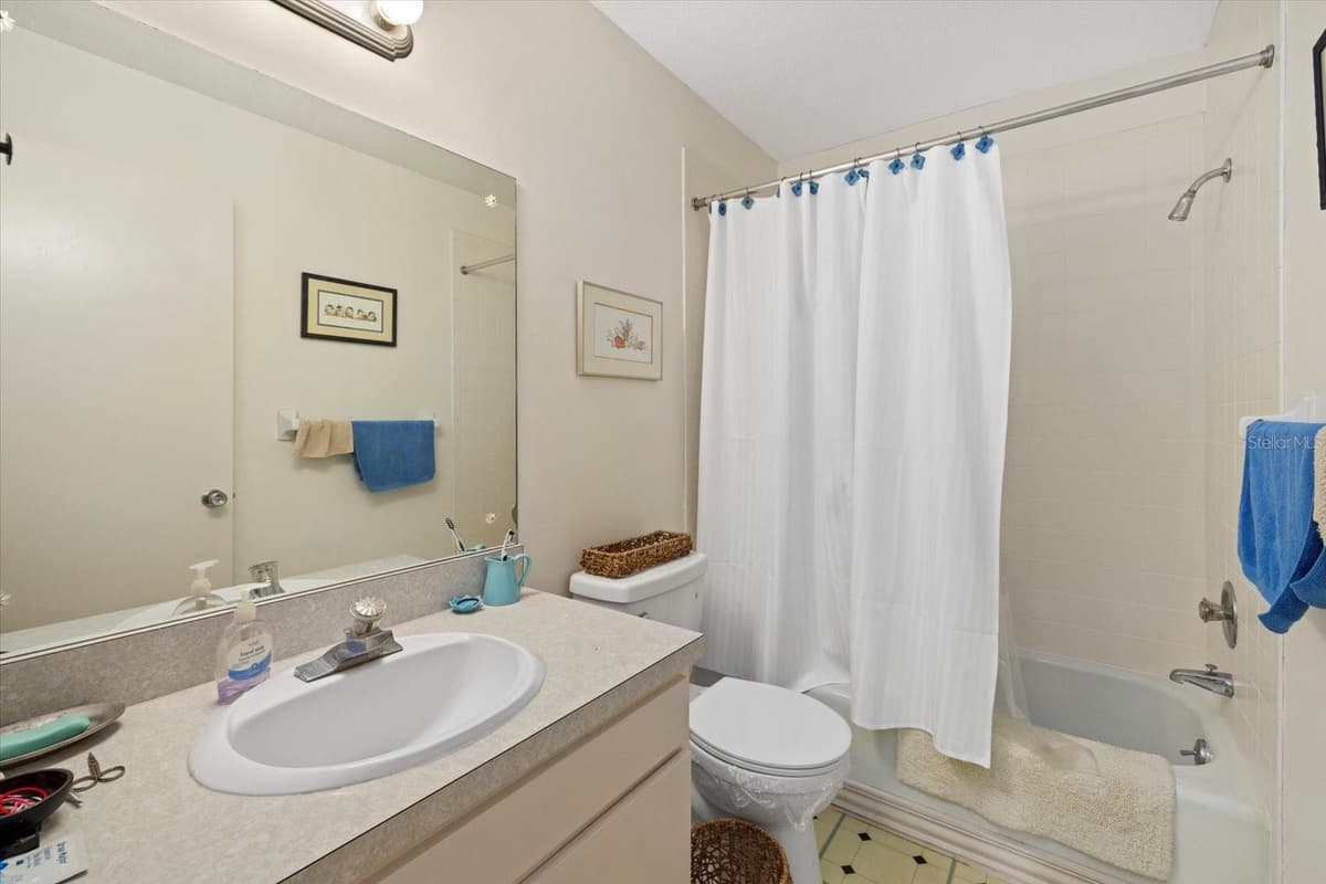 1343 GLENDALE CIRCLE — photo 16 of 20