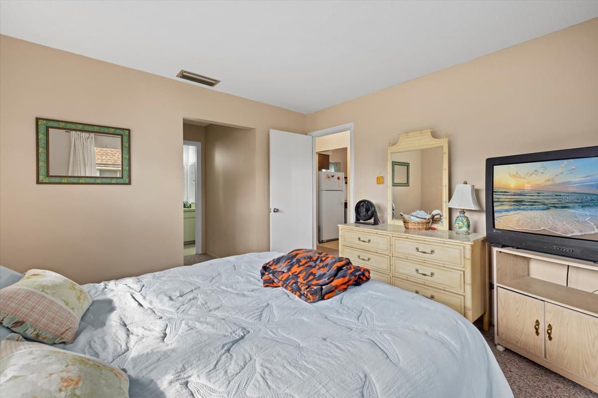 1343 GLENDALE CIRCLE — photo 13 of 20