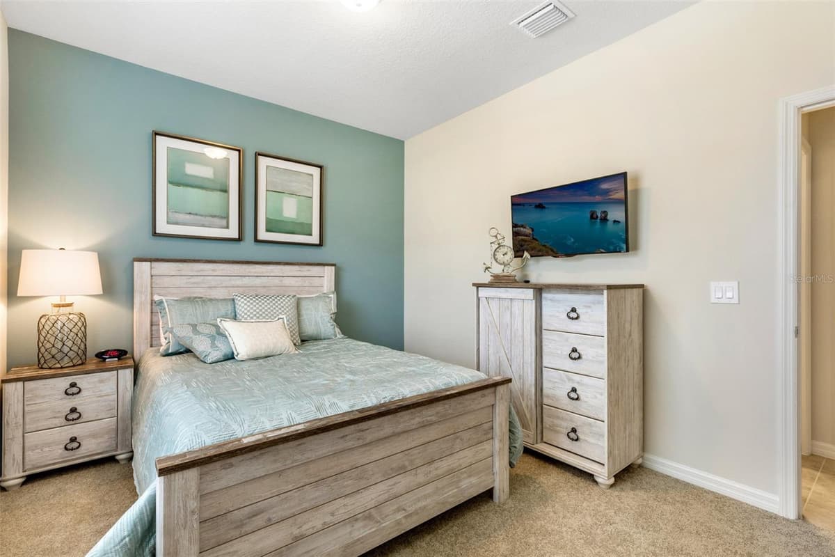 8887 GENEVE COURT — photo 15 of 33