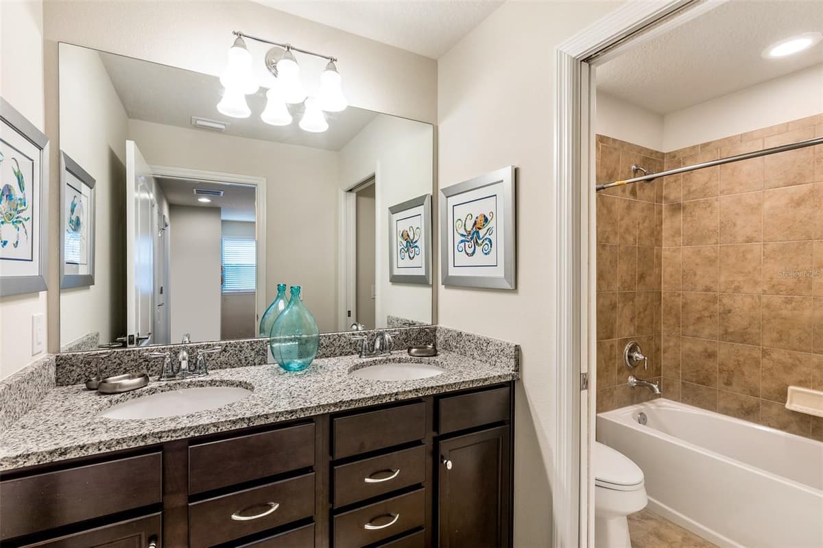 8887 GENEVE COURT — photo 17 of 33
