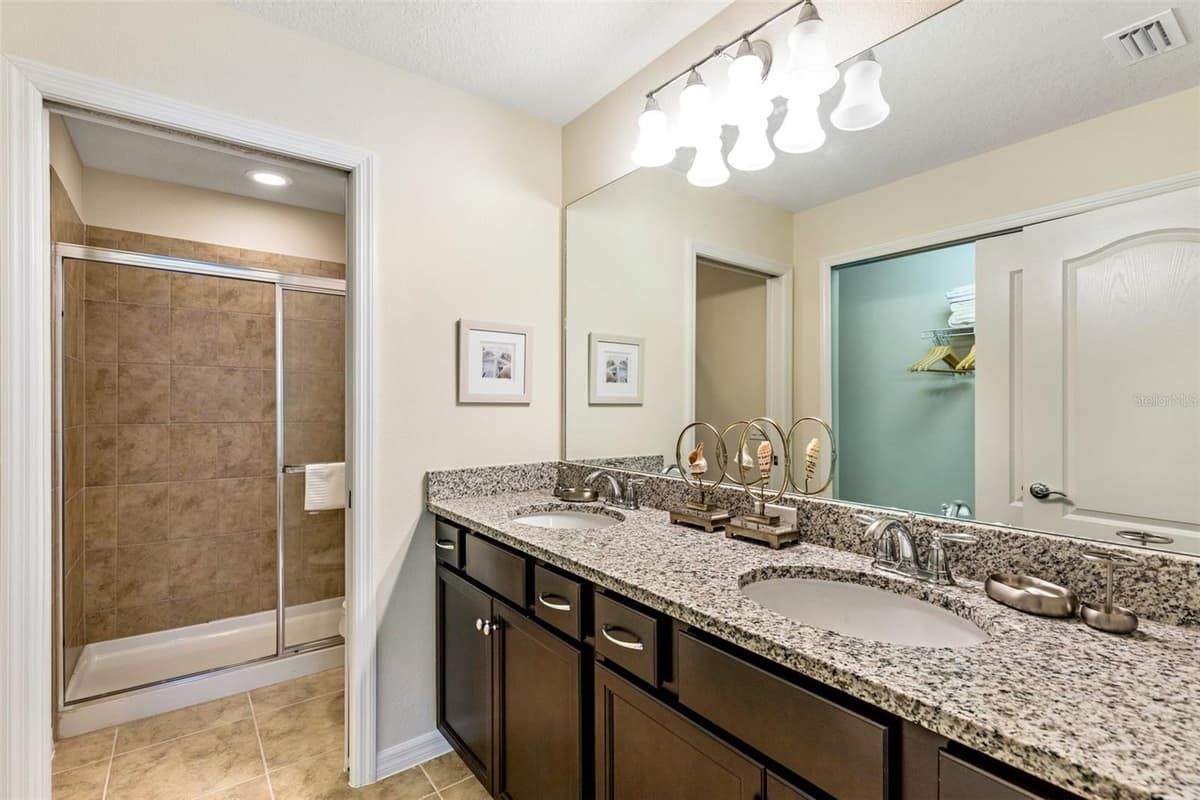 8887 GENEVE COURT — photo 21 of 33