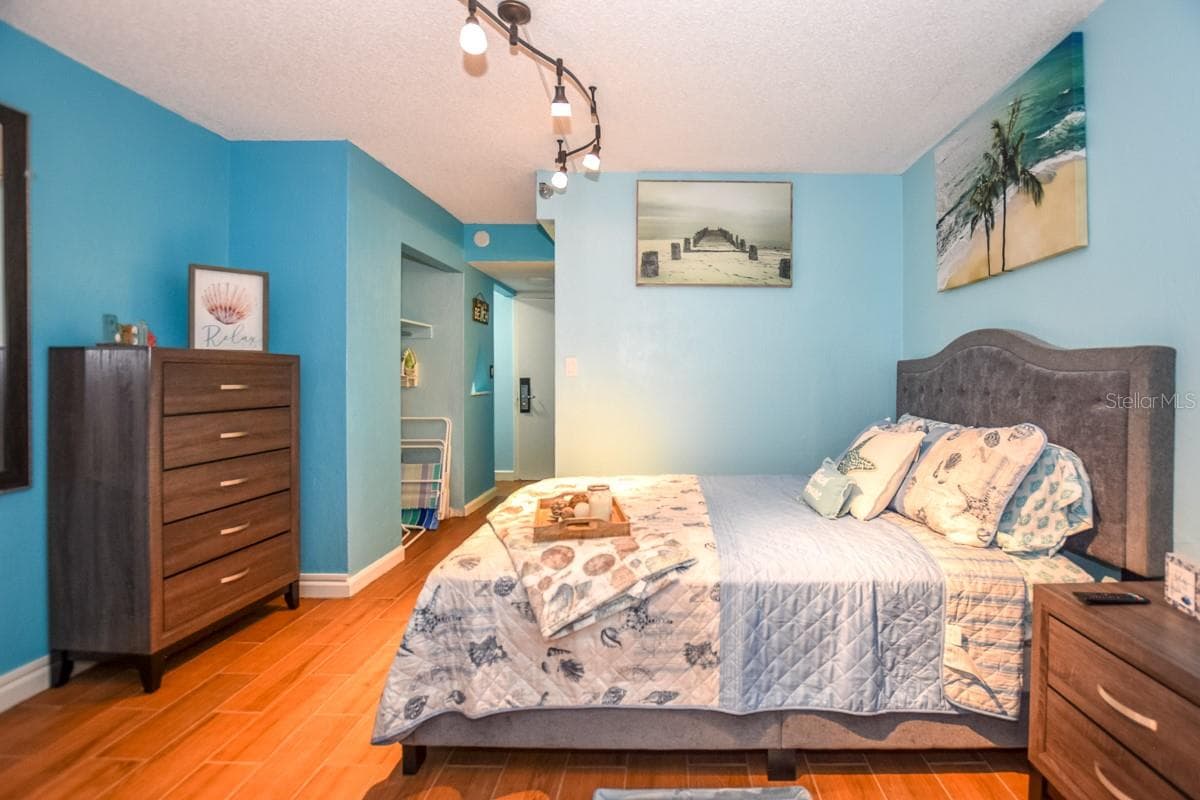 313 S. ATLANTIC AVE — photo 11 of 16