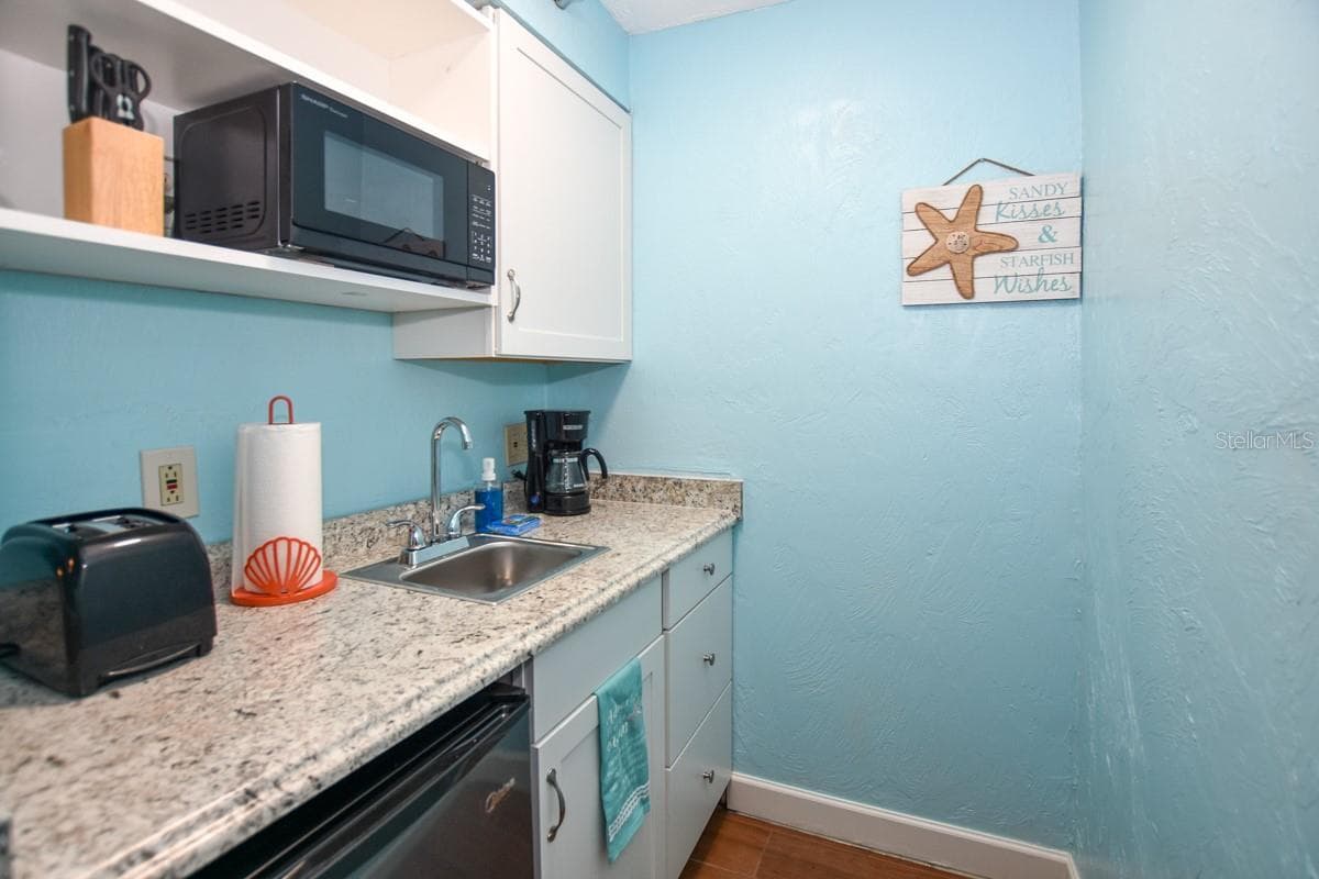 313 S. ATLANTIC AVE — photo 9 of 16