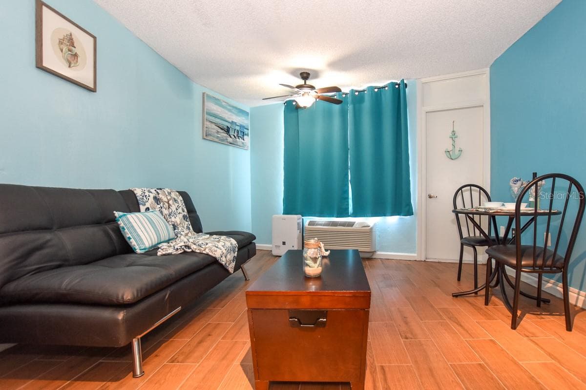 313 S. ATLANTIC AVE — photo 3 of 16