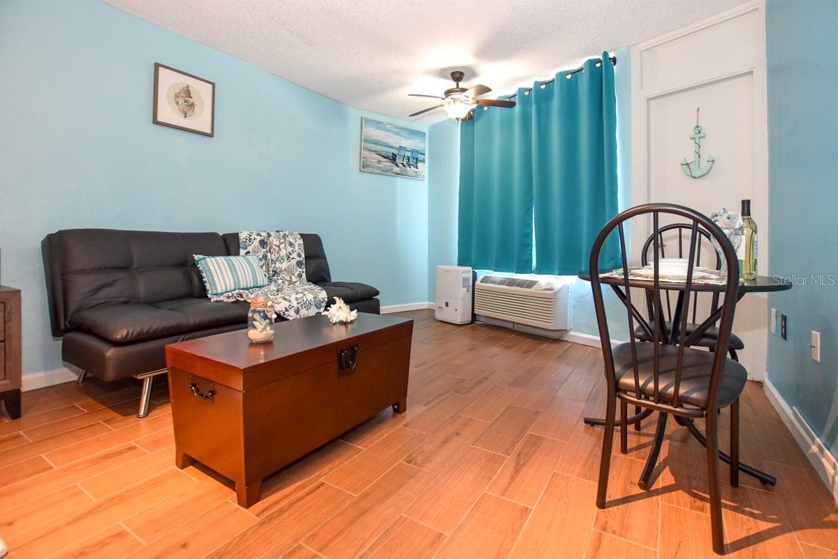 313 S. ATLANTIC AVE — photo 2 of 16